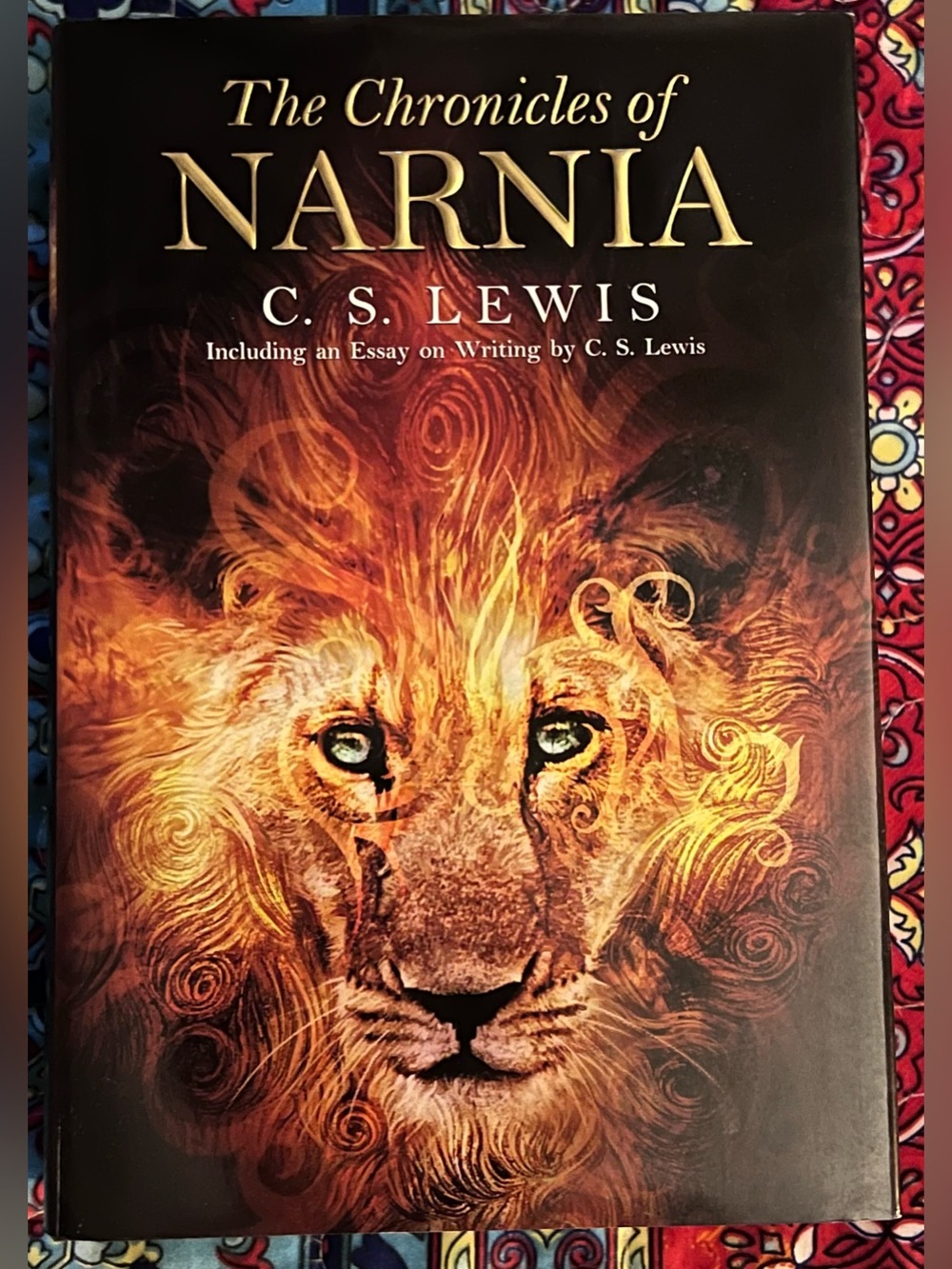 EUC The Chronicles of Narnia hardback book
